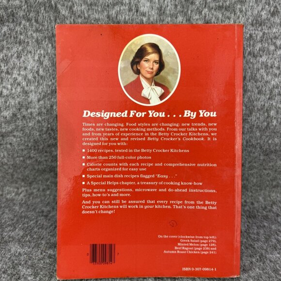✅Betty Crockers Cookbook VTG 1980s Golden Press Classic Recipes Red Cover - Picture 2 of 8